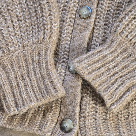 Emile Cardigan - Picture 6 of 12